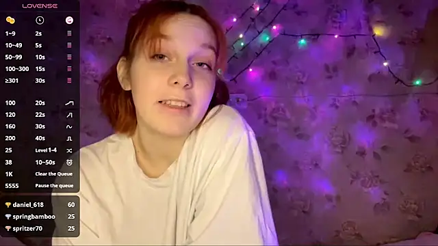 FoxLina's Live XXX Chat