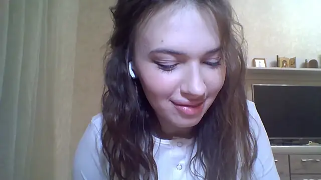 CeyaLierのライブXXXチャット