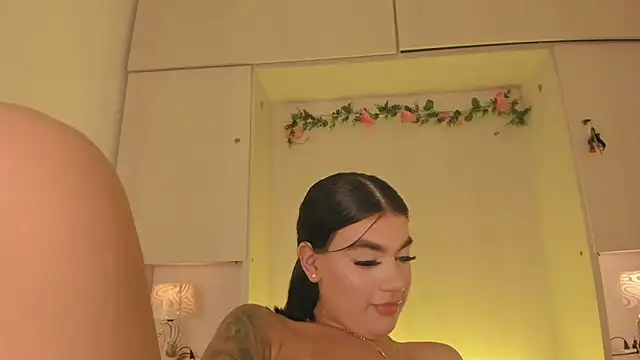 ShirleyJones_ Live XXX-chat