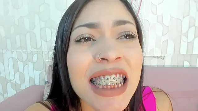 lara_murphy: онлайн-секс-чат