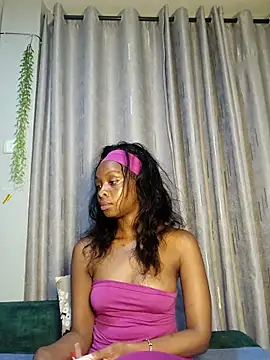 Yoyo-__ Live XXX-Chat