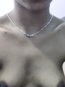 Noor-09-のウェブカメ  ラショー