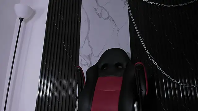 Онлайн чат XXX Tatis__