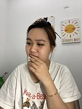 Almira6868 Pertunjukan Webcam