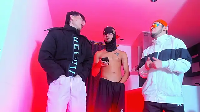 TheBatMansionのウェブカメラショー