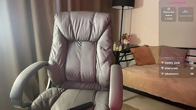 Chat +18 de viviann_evans ao vivo