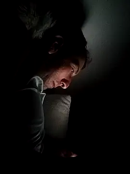 Alexand1999 现场XXX聊天