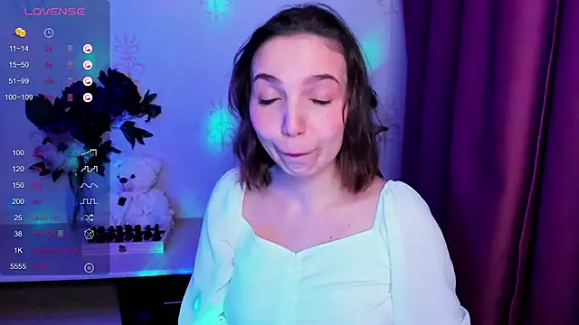 KindHazelHere_'s Live XXX Chat