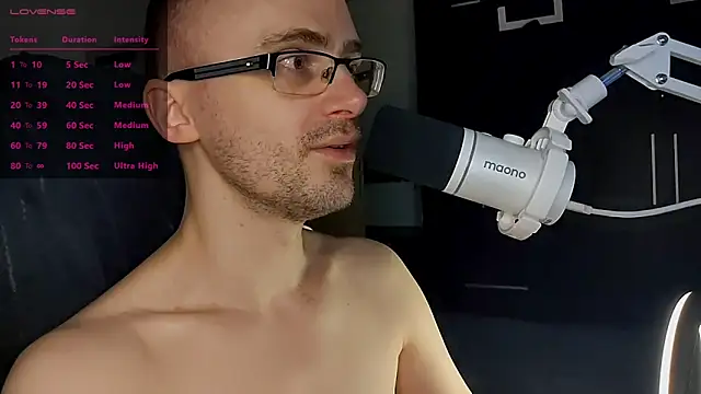 Moonsire1 Show in webcam