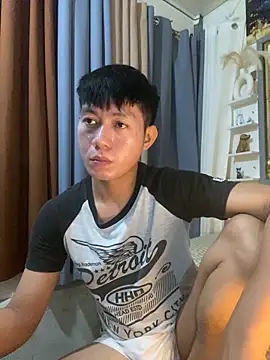 Онлайн чат XXX xshyboyx