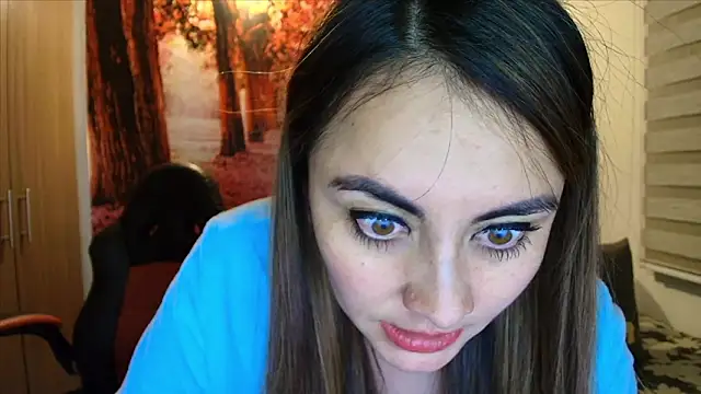 sofia23dirty Adlı Modelin Canlı XXX Sohbeti