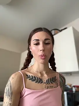 Charming_Ritta Obrolan Langsung XXX