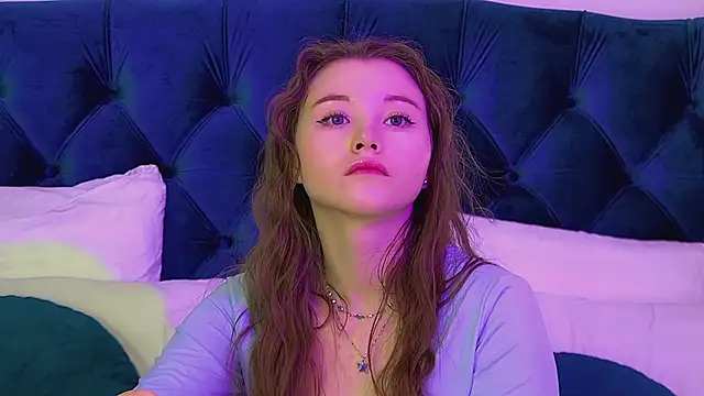 KeiraAsti: απευθείας συνομιλία ΧΧΧ