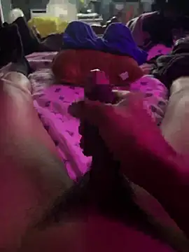 wetlover89 élő XXX-chatje