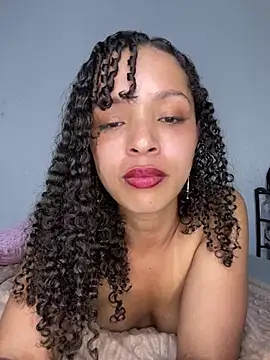 Yasmin777_ Live XXX Chat