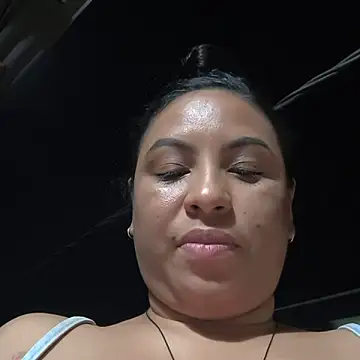 Francesca_ferrari: διαδικτυακό σόου στην κάμερα