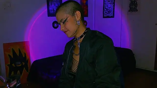 Chatroom XXX en direct de alex_one888