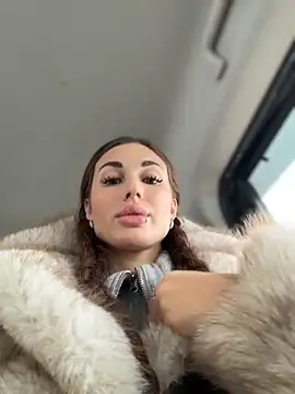 Онлайн чат XXX Charming_Ritta