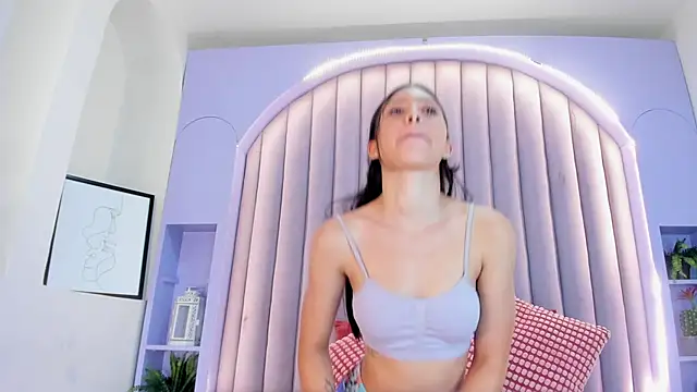 AmberStonne__: διαδικτυακό σόου στην κάμερα