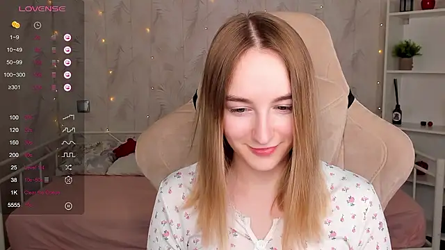 Shy_Polly live XXX chat