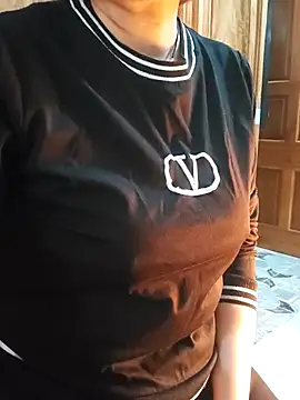 Myna_999 Show in webcam