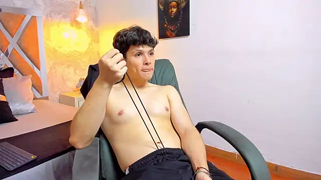 kraven_lust Adlı Modelin Canlı XXX Sohbeti