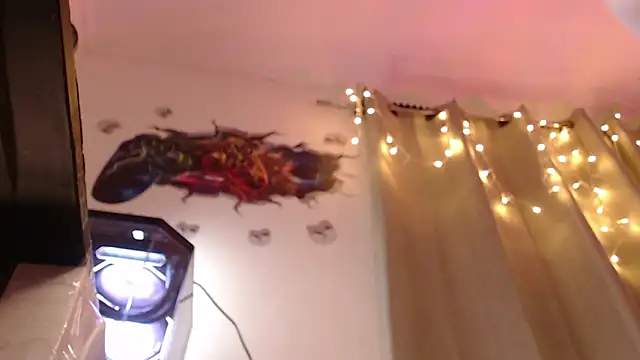 دردشة Emmy_Ruiz الجنسية المباشرة