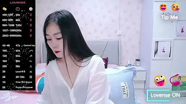 Elvira_baby 现场XXX聊天