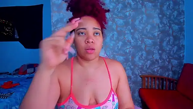 AngelaCoffee Adlı Modelin Canlı XXX Sohbeti