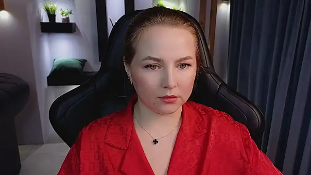 Mira_Mermayd Adlı Modelin Canlı XXX Sohbeti