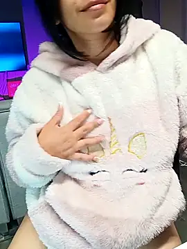 Sara-215 网络视讯表演