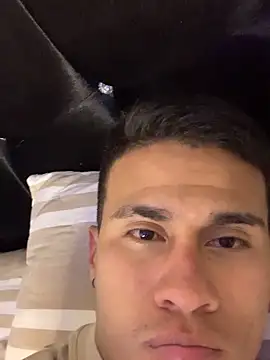 Онлайн чат XXX Latin_Paisa_Boy