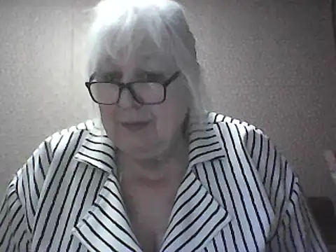 Alexia64231's Webcam Show