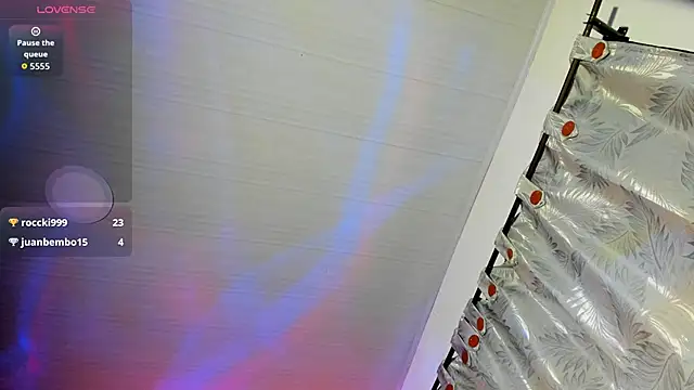 Valkiria_09 Live XXX-chat