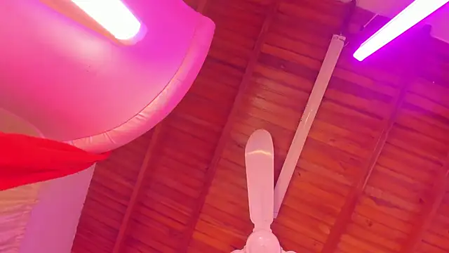 Chat XXX en directo de Gabby_Haze