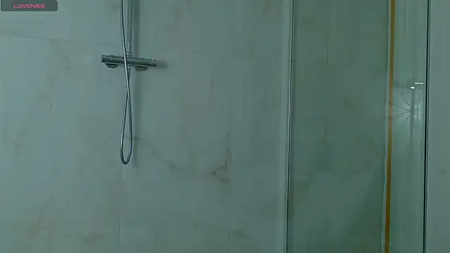 AnneCurtis Live XXX Chat