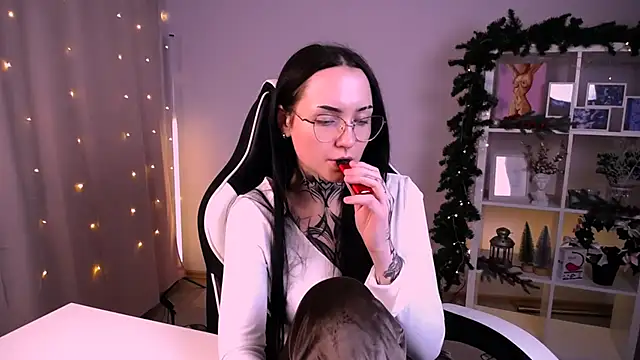 MollyKissyのライブXXXチャット