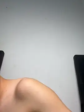 دردشة Naim_TheKing الجنسية المباشرة