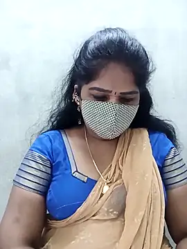 MaaliiiPonuTamil Adlı Modelin Web Kamerası Şovu