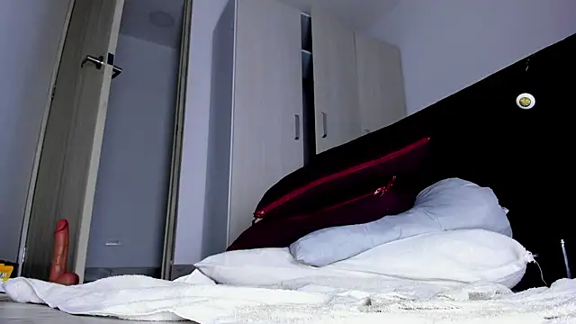 Skarleth69 Live XXX Chat