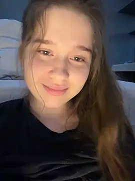 HornyGirlH Webcam-Show