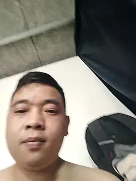 Chatroom XXX en direct de Beter_69