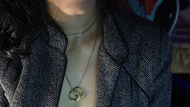 Chatroom XXX en direct de -AyeshaSinghania-