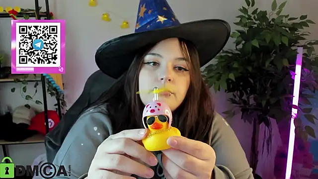 Mia_R0ss: онлайн-секс-чат