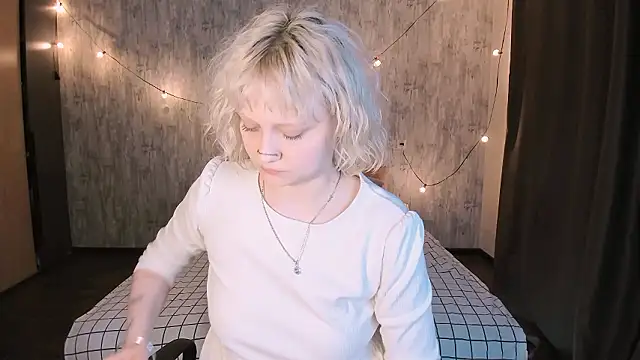 MariaMango élő XXX-chatje