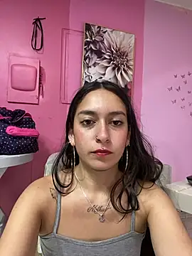 Alaska_euphoria Adlı Modelin Canlı XXX Sohbeti