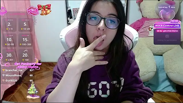 Maggie_Fox3 élő XXX-chatje