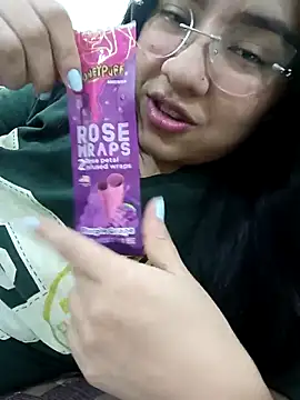 DanelyLopez 即時 XXX 聊天