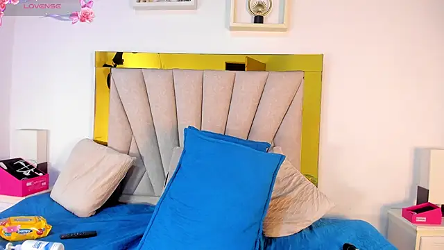 vahiolet_fuentes' Webcam Show