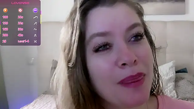 PetersEmily 现场XXX聊天